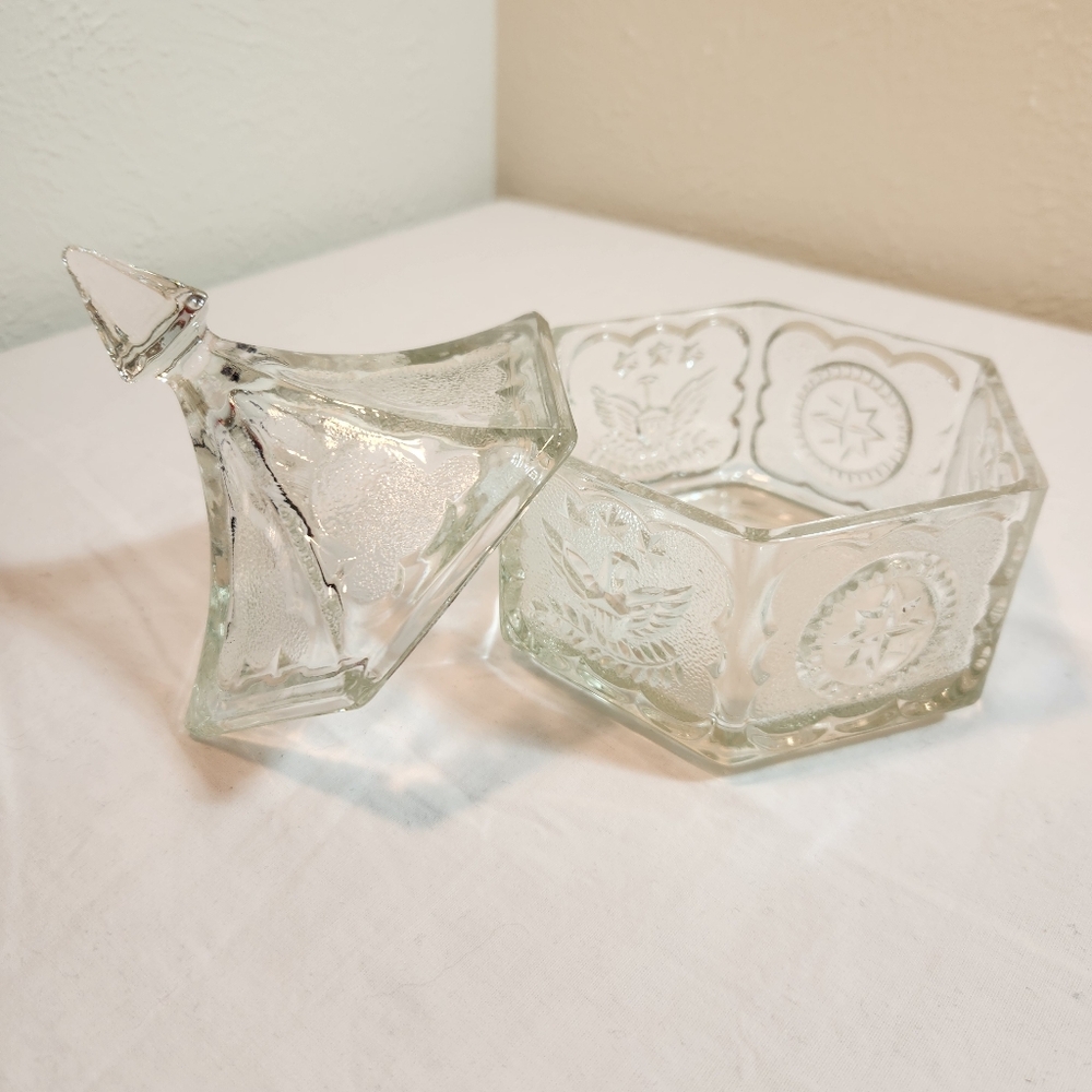 Vintage Indiana Glass Tiara Colonial Clear Glass Hexagonal Box with Lid - Picture 3 of 5